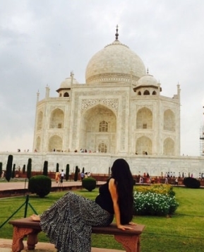 At Last, Agra! The Land Of Taj Mahal & A Shoe Story