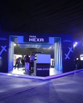 Of Drives & Dogs At Tata Motors ‘Hexa Experience’