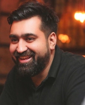 “Industry Is Bitchy, I Let My Work Speak” Restaurateur Priyank Sukhija Bares It All!