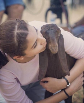 Animal Lover Anushka Sharma’s Dream Project Is Worth Applauding