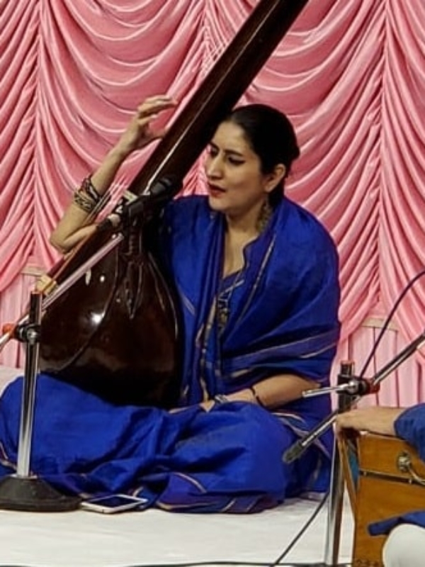 Indian Classical Singer Priyaankaa Mathur Is Her Mother’s Dream